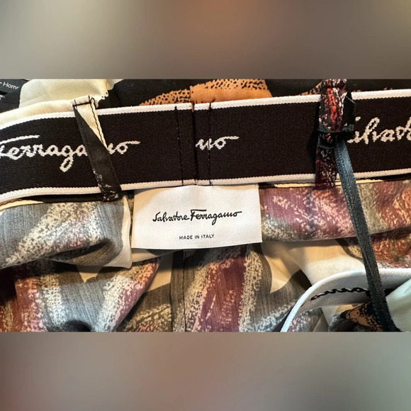NWT Salvatore Ferragamo Toni Plum Printed Pants with Leather Belt Size 40 (4) - Picture 14 of 16